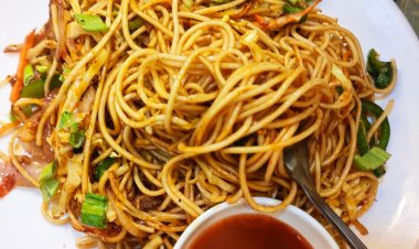 The Best Chowmein in Kathmandu